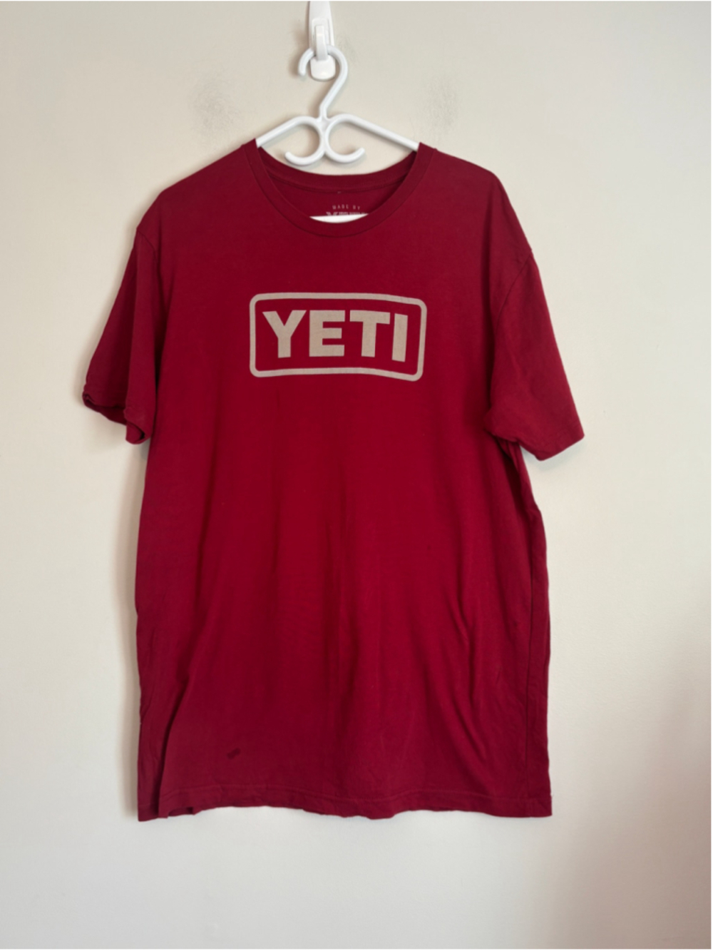 YETI Short Sleeve T-Shirt, Size Large, Gorpcore Outdoor Athleisure Casual